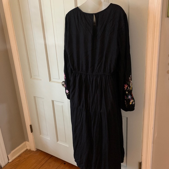 Old Navy dress - Picture 8 of 10